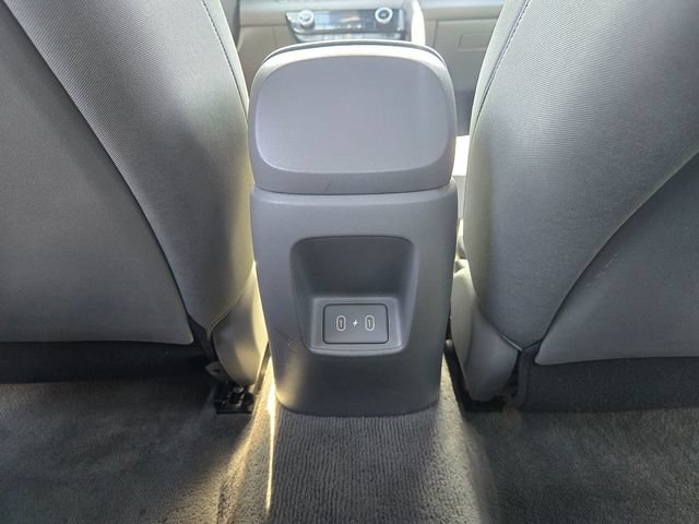 Used 2024 Hyundai Elantra SEL FWD image 7
