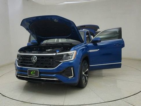 Used 2025 Volkswagen Atlas Cross Sport SEL Premium R-Line AWD/4WD image 72