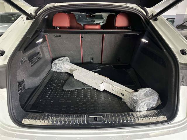 Used 2024 Audi SQ8 Premium Plus w/ Executive Package AWD/4WD image 12