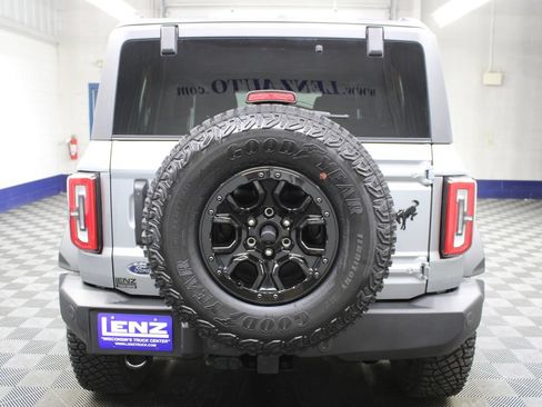 Used 2023 Ford Bronco Wildtrak AWD/4WD image 43