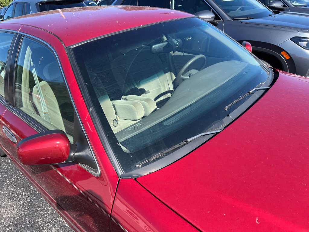 Used 1999 Ford Crown Victoria LX RWD image 4