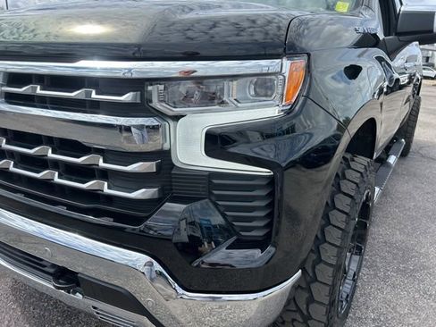 Used 2024 Chevrolet Silverado 1500 LTZ w/ LTZ Convenience Package II image 9