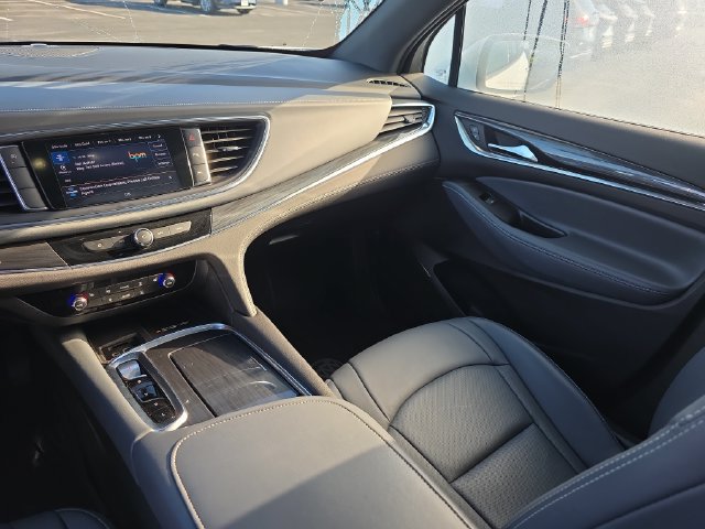 Certified 2023 Buick Enclave Essence w/ Experience Buick Package FWD image 26