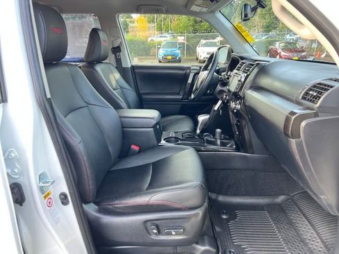 Used 2019 Toyota 4Runner TRD Off-Road Premium image 10
