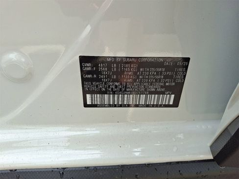 New 2025 Subaru Crosstrek 2.5i Limited w/ Crosstrek Mirror Package image 10