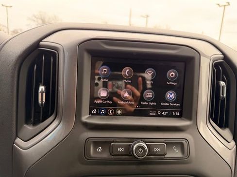 Used 2023 Chevrolet Silverado 1500 Custom image 18