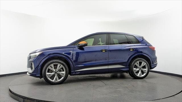 Used 2023 Audi Q4 e-tron Premium Plus w/ Premium Plus AWD/4WD image 3