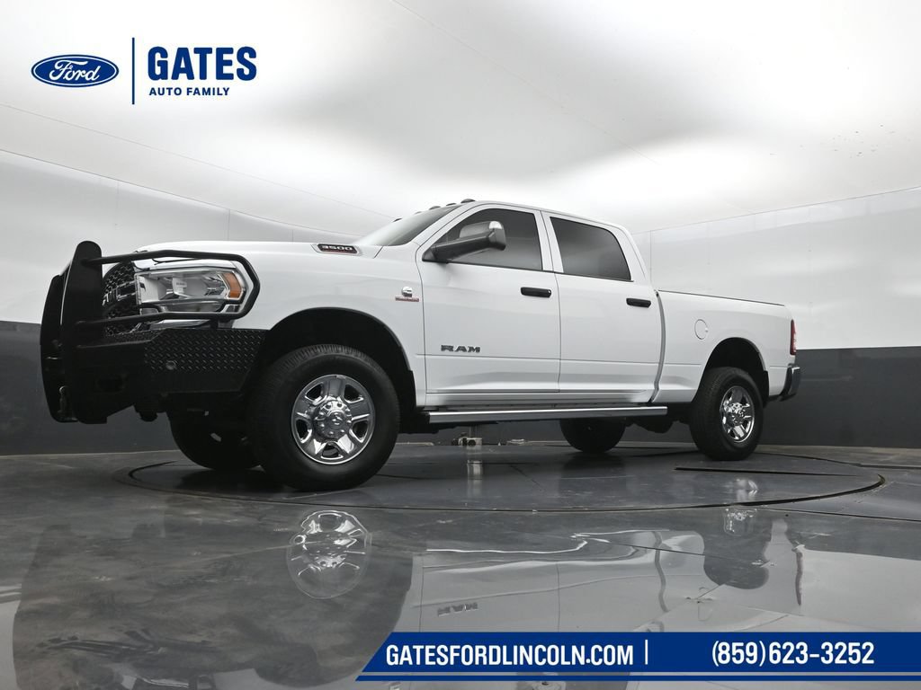 Used 2022 RAM 3500 Tradesman w/ Chrome Appearance Group AWD/4WD image 43