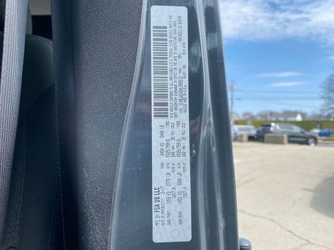 Used 2017 Jeep Wrangler Unlimited Sport w/ Connectivity Group image 26