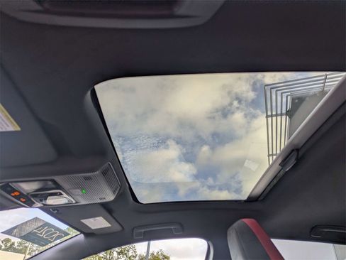 Certified 2026 Volkswagen GTI SE image 22