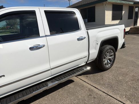 Used 2014 GMC Sierra 1500 SLT w/ SLT Crew Cab Value Package image 5