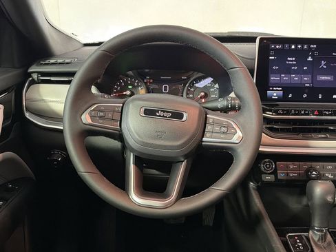 New 2026 Jeep Compass Limited image 28