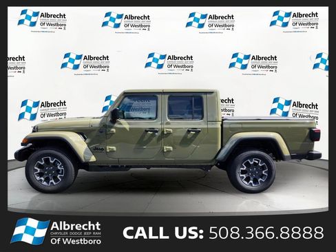 New 2026 Jeep Gladiator Sport AWD/4WD image 2
