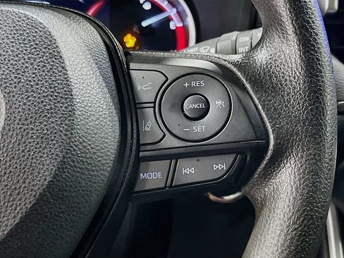 Used 2024 Toyota RAV4 XLE FWD image 19