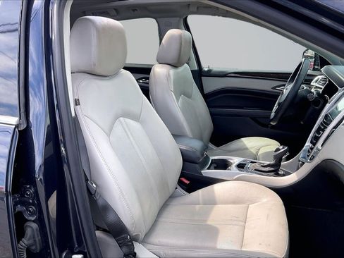 Used 2016 Cadillac SRX Luxury w/ Driver Awareness Package FWD image 7