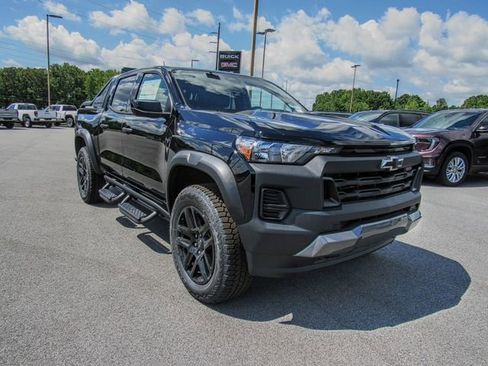 New 2025 Chevrolet Colorado Trail Boss w/ Midnight Edition image 1