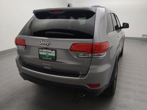 Used 2017 Jeep Grand Cherokee Limited w/ Luxury Group II RWD image 7