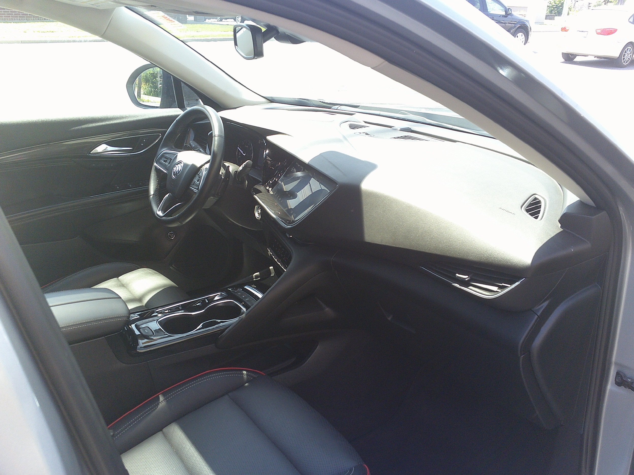 Used 2023 Buick Envision Essence w/ Sport Touring Package AWD/4WD image 28