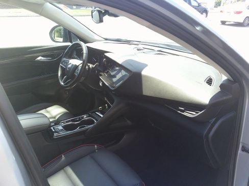 Used 2023 Buick Envision Essence w/ Sport Touring Package AWD/4WD image 28