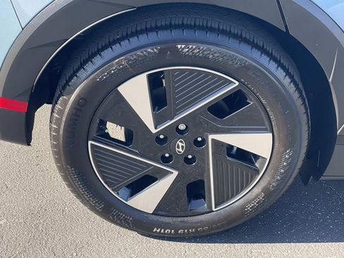 Certified 2025 Hyundai Ioniq 5 SE image 30