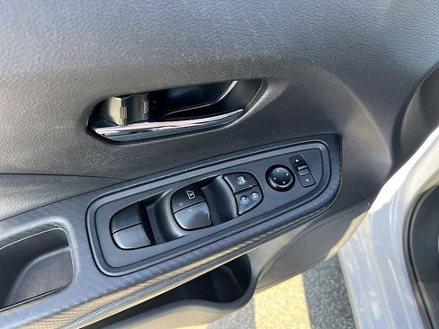 Certified 2023 Nissan Versa SV w/ Trunk Package image 18