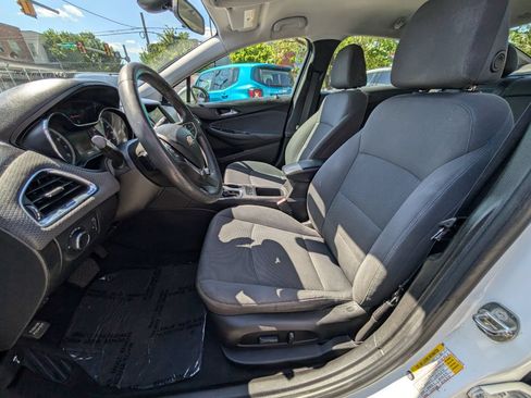 Used 2019 Chevrolet Cruze LT w/ LT Fleet Convenience Package FWD image 13