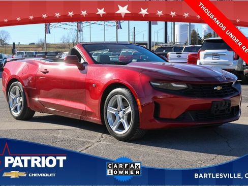 Used 2023 Chevrolet Camaro LT image 1