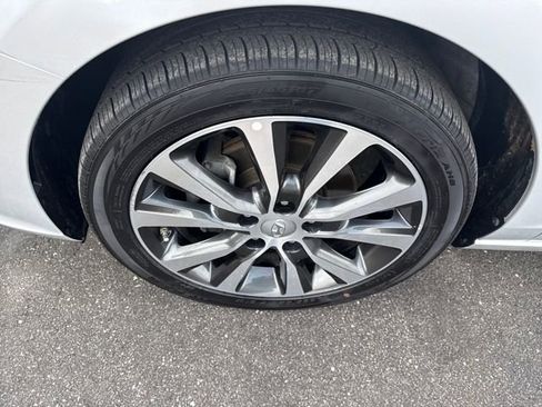Used 2018 Hyundai Elantra GT image 37