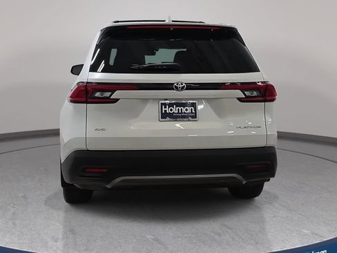 Certified 2024 Toyota Grand Highlander AWD image 6