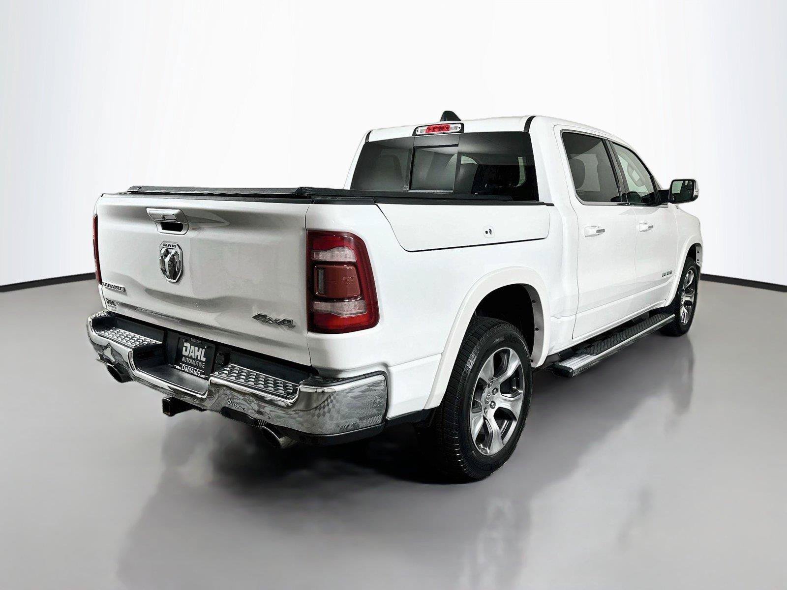 Used 2019 RAM 1500 Laramie AWD/4WD image 13