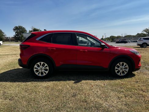 Used 2024 Ford Escape Active AWD/4WD image 6