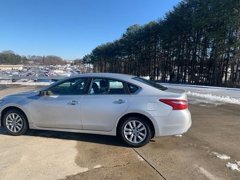 Used 2017 Nissan Altima 2.5 S w/ Power Driver Seat Package image 18
