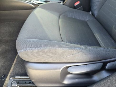 Used 2022 Toyota Corolla SE image 18