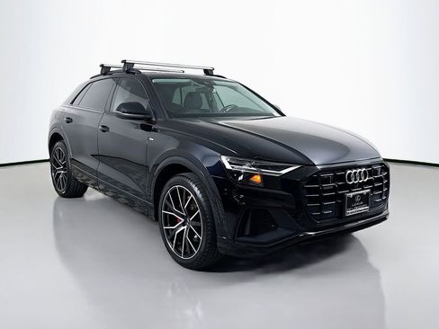 Used 2020 Audi Q8 Premium Plus w/ Premium Plus Package AWD/4WD image 3