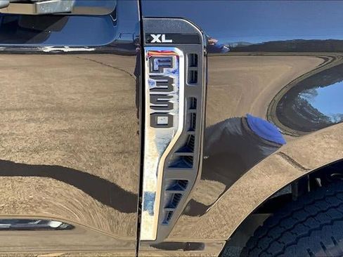 Used 2024 Ford F350 XL w/ FX4 Off-Road Package image 7