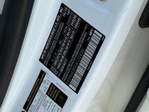 Used 2020 Mercedes-Benz GLE 350 4MATIC w/ Premium Package image 37