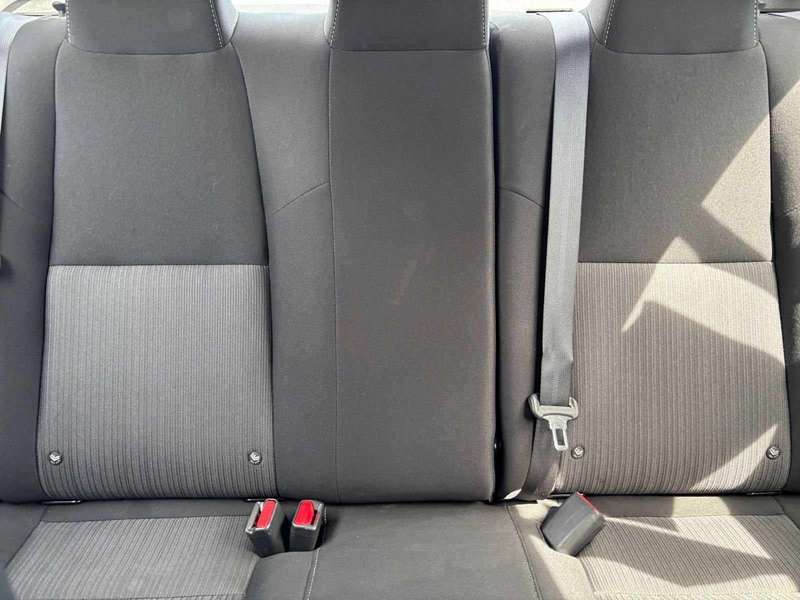 Used 2025 Nissan Sentra SV FWD image 34