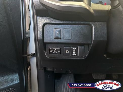 Used 2020 Toyota Tacoma TRD Off-Road w/ Technology Package AWD/4WD image 10