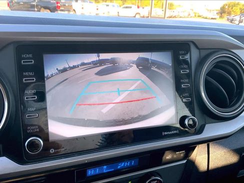 Used 2022 Toyota Tacoma SR5 image 27