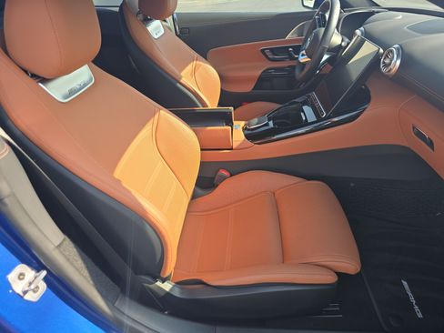 Used 2025 Mercedes-Benz AMG GT 55 image 18