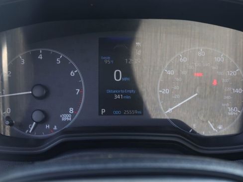 Used 2025 Toyota Corolla LE FWD image 15