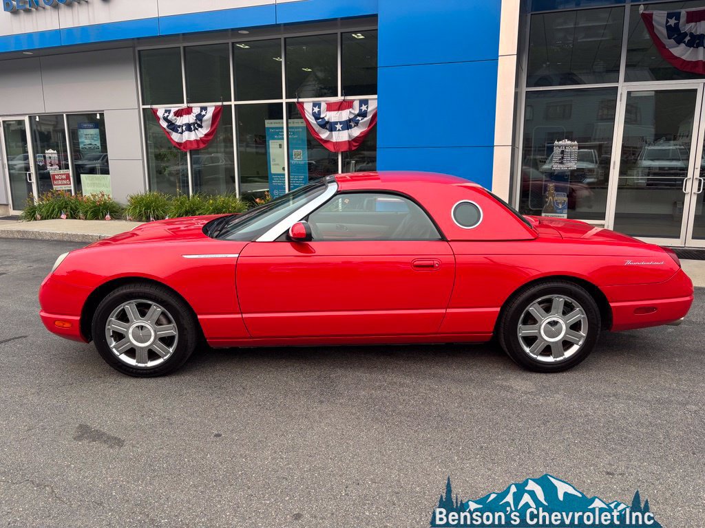 Used 2005 Ford Thunderbird RWD image 2