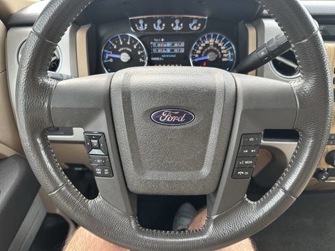 Used 2011 Ford F150 Lariat w/ Lariat Chrome Pkg image 15