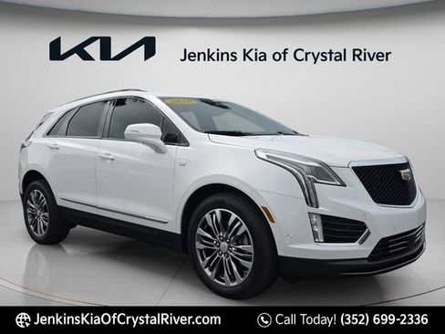Used 2020 Cadillac XT5 Sportv AWD/4WD image 2