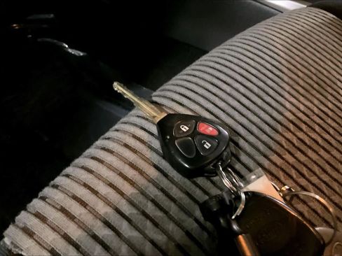 Used 2016 Toyota 4Runner SR5 image 15