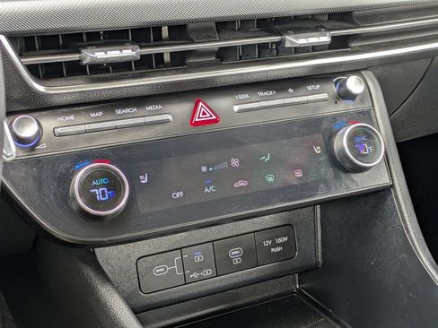 Used 2025 Hyundai Sonata SEL image 17