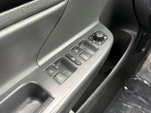 Used 2014 Volkswagen Jetta TDI FWD image 37