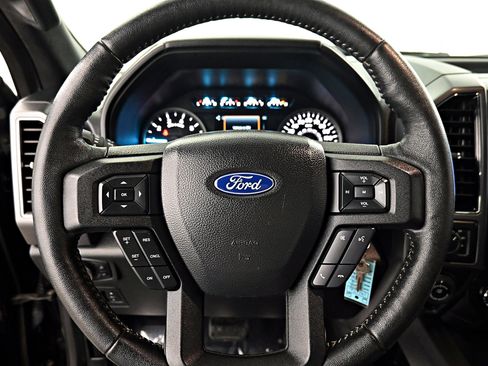 Used 2019 Ford F150 XLT w/ Equipment Group 302A Luxury image 7