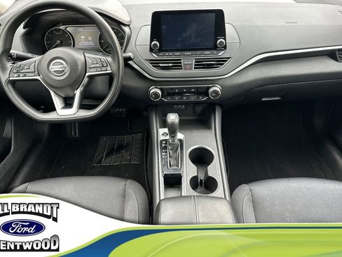 Used 2022 Nissan Altima 2.5 SV image 4