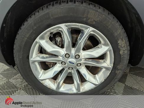 Used 2015 Ford Explorer XLT w/ Equipment Group 202A AWD/4WD image 54